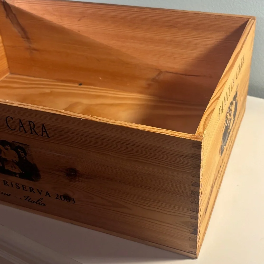 Chianti Reserva Vintage Wooden Wine Crate Familia Cara Italy